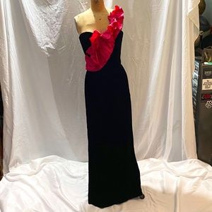 Victor Costa Dress for Neuman Marcus size 10 RN 49563 black velvet pink ruffles